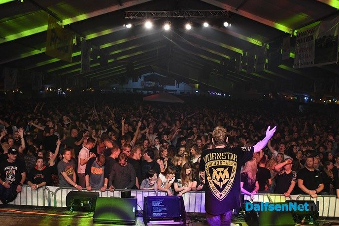 Bakfeest ongekend populair, van-links-naar-rechts en SPRÍNGÛN! - Foto: Johan Bokma