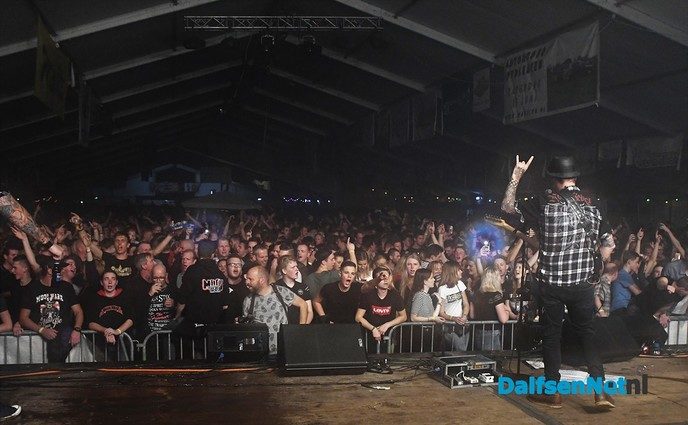 Bakfeest ongekend populair, van-links-naar-rechts en SPRÍNGÛN! - Foto: Johan Bokma