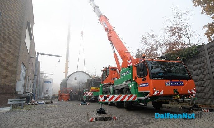 Zwaar & Speciaal Transport voor Royal Bel Leerdammer - Foto: Johan Bokma