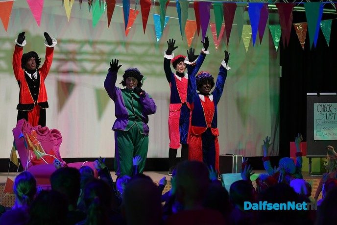 Knotsgekke Sinterklaasshow met Jet & Joep in de Trefkoele Plus - Foto: Johan Bokma