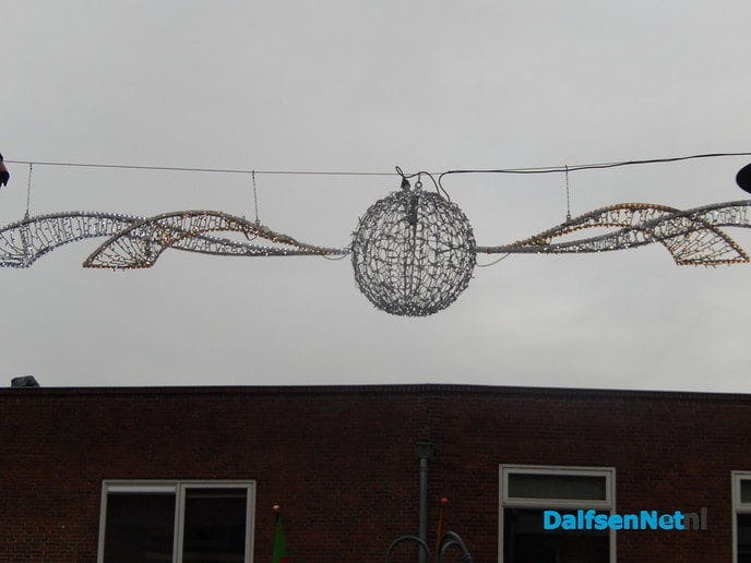 Sfeerverlichting hangt er weer