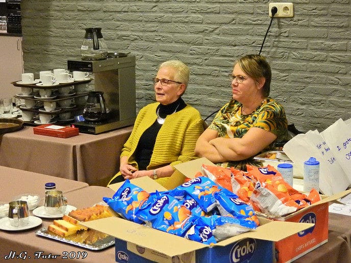 Rob Toonen opent bazar Wiekelaar