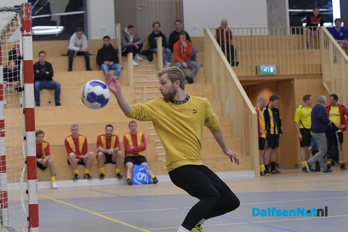44ste Bukkumtoernooi niet knallen, maar lekker ballen - Foto: Johan Bokma