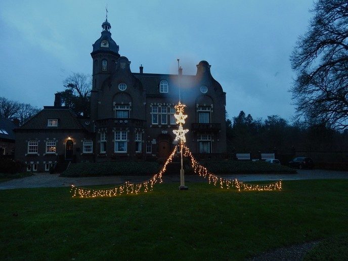 Boerenmarkt Vilsteren in een vrolijke Kerstsfeer - Foto: Eigen geleverde foto