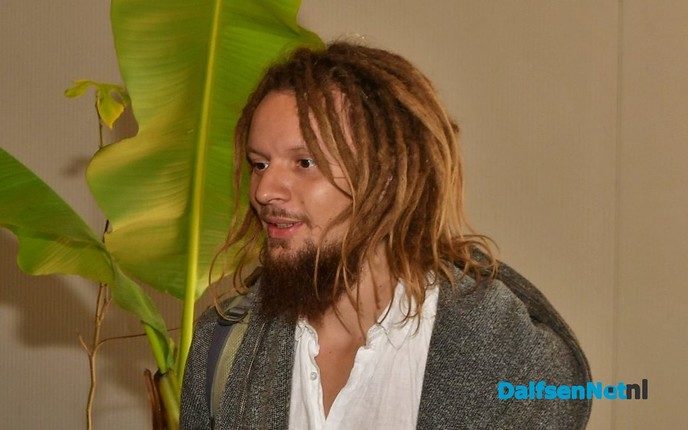 Broer Rasta: gedupeerden geld terug - Foto: Johan Bokma