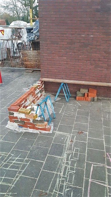 Politie komt er aan te pas bij CDS het Kompas - Foto: Eigen geleverde foto