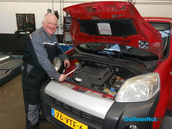 Harrie helemaal in (uni)vorm