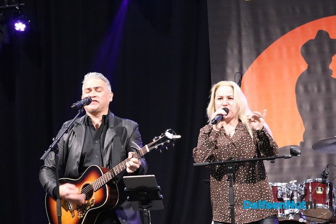 Een speciaal moment…! Two Lucky Minds – On the road again - Foto: Ingezonden foto