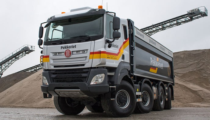 Nieuwe TATRA Phoenix 8×8 46 ton voor Pekkeriet - Foto: Eigen geleverde foto
