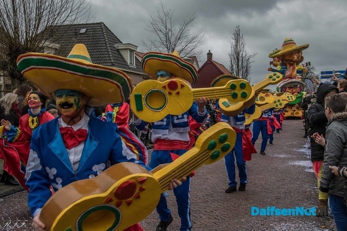 Grote Lemelerveldse carnavalsoptocht - Foto: Ron Feijen