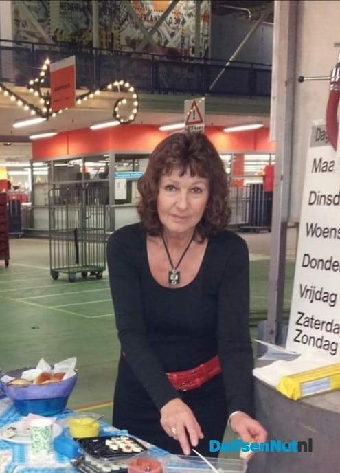 Eerste vrouw met 50 dienstjaren bij de post woont in Dalfsen - Foto: Ingezonden foto