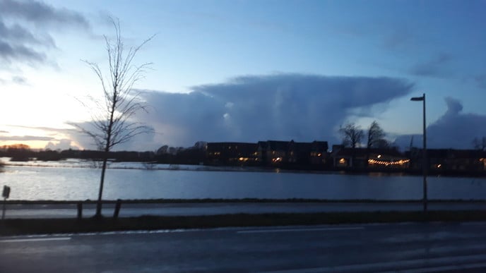 Aambeeldwolk boven Dalfsen - Foto: Ingezonden foto