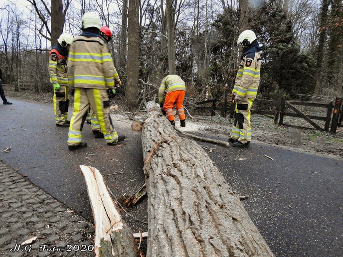 Stormschade op verschillende plekken in de gemeente