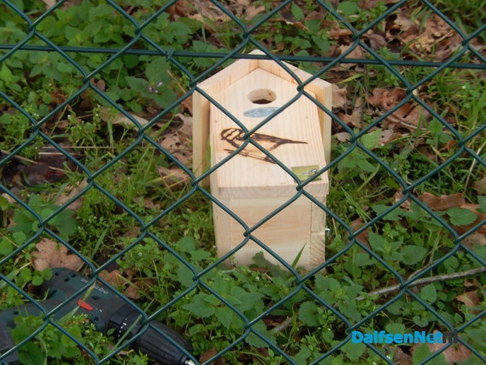 Nestkastjes ophangen