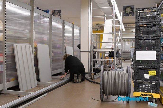Dag 2 van de verbouwing Jumbo Kamphuis - Foto: Johan Bokma
