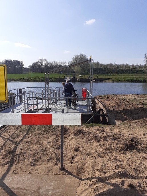 Pontje in de vaart - Foto: Ingezonden foto