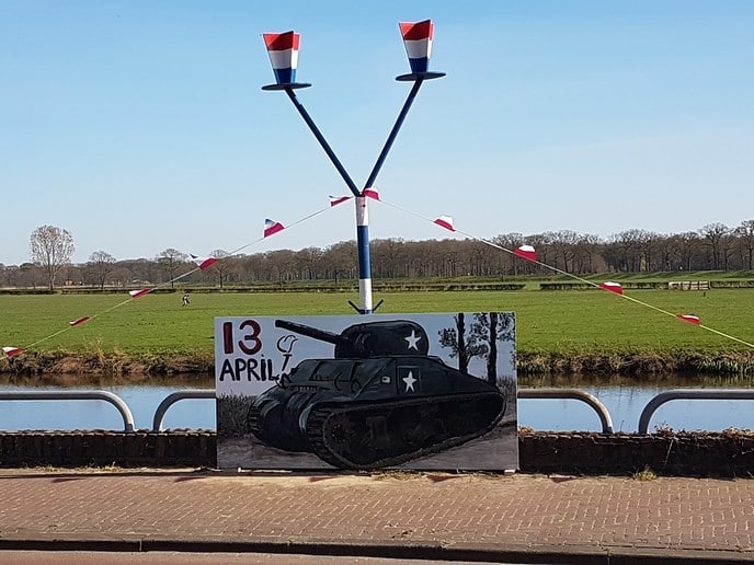 Vechtdijkbewoners vieren de bevrijding - Foto: Ingezonden foto