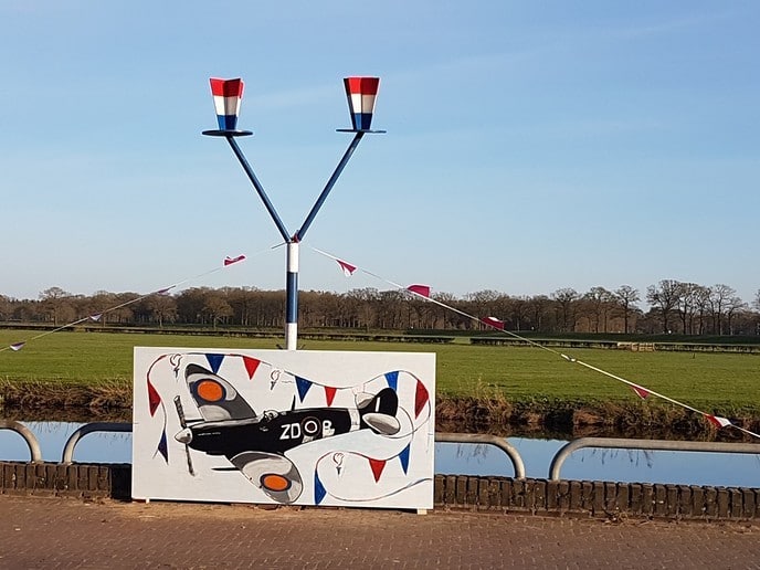 Vechtdijkbewoners vieren de bevrijding - Foto: Ingezonden foto