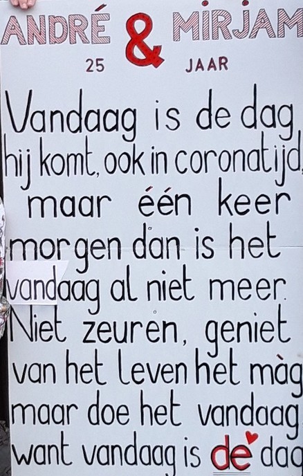 Zilveren bruidspaar - Foto: Ingezonden foto