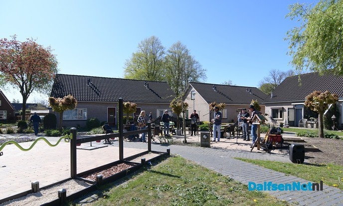 Rosengaerde swingt op muzikale klanken - Foto: Johan Bokma