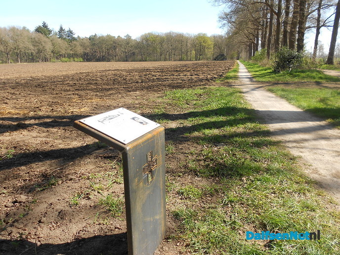 Monumenten geplaatst: hier Bosrandweg