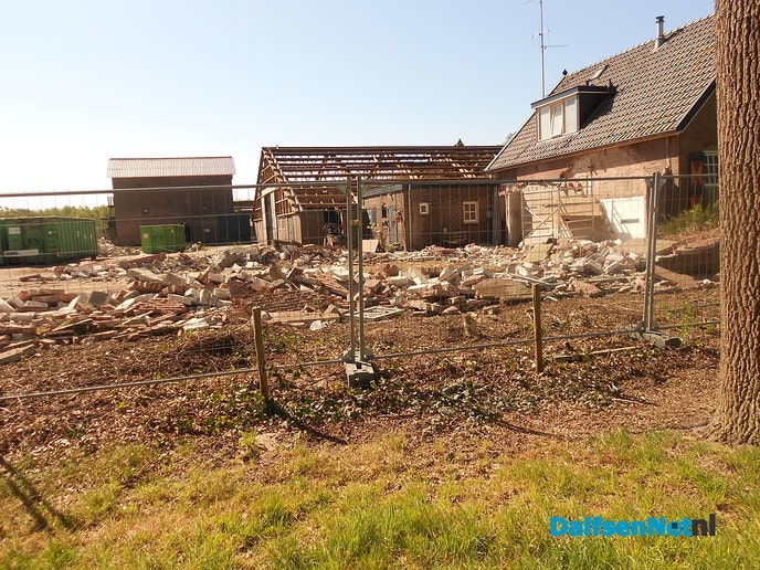 Sloop bijgebouwen Rechterensedijk