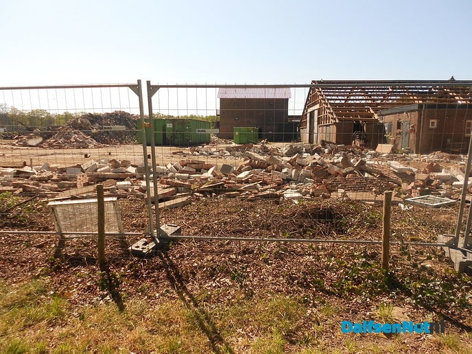 Sloop bijgebouwen Rechterensedijk