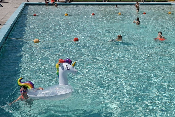 Recreatiezwemmen in zwembad Gerner - Foto: Paul Scholten