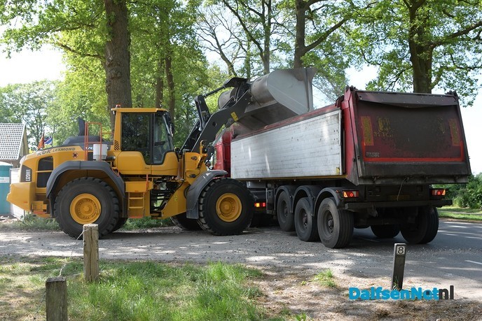 Puin breken op de voormalige locatie Timmerman - Foto: Johan Bokma