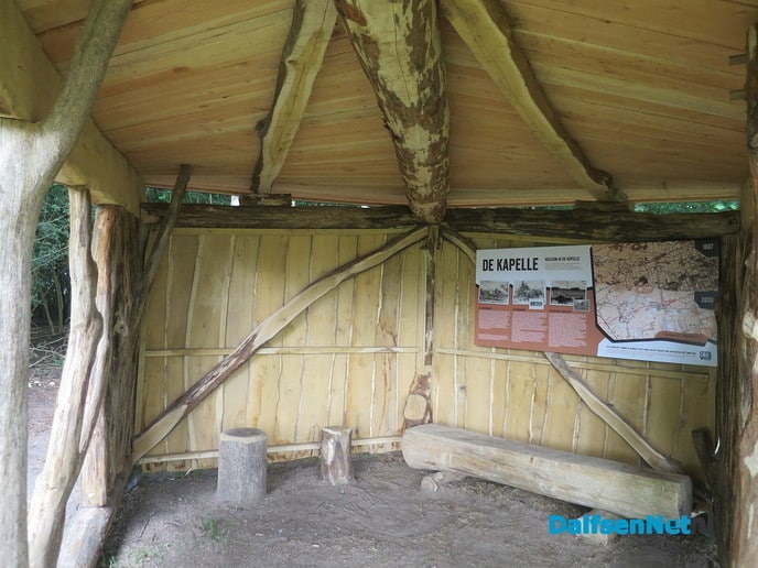 De schuilhut Hoonhorst inclusief tekstinformatie - Foto: Wim