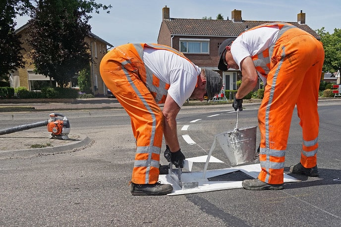 Belijning Koesteeg/Rondweg is weer oké - Foto: Paul Scholten