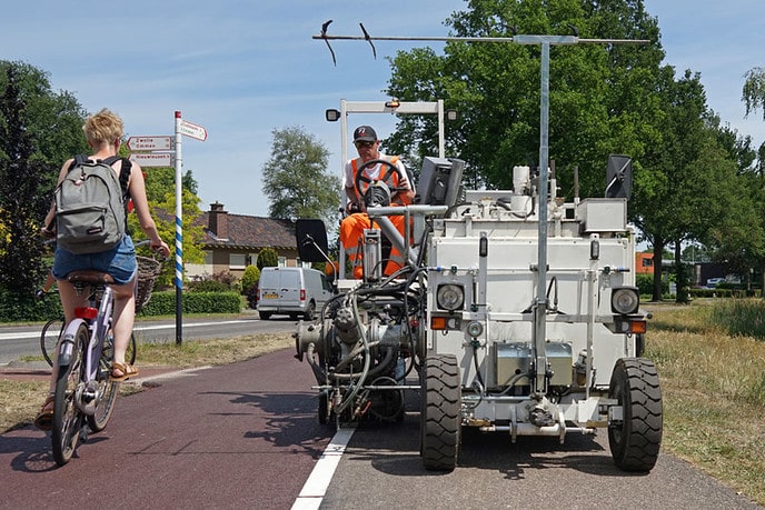 Belijning Koesteeg/Rondweg is weer oké - Foto: Paul Scholten