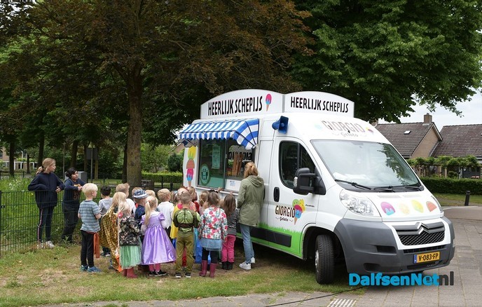 Openbare Basisschool het Avontuur is jarig - Foto: Johan Bokma