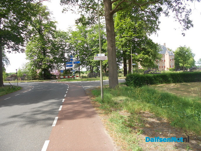 Aanpassing borden bij kasteel Rechteren