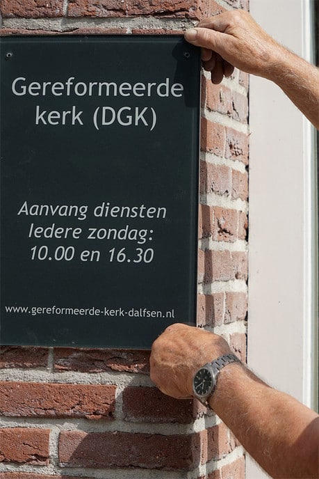 Oude Rabobank Polhaar, nu een kerk - Foto: Paul Scholten