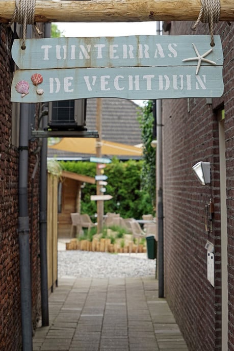 Tuinterras bij Van der Most (Prinsenstraat)  - Foto: Paul Scholten