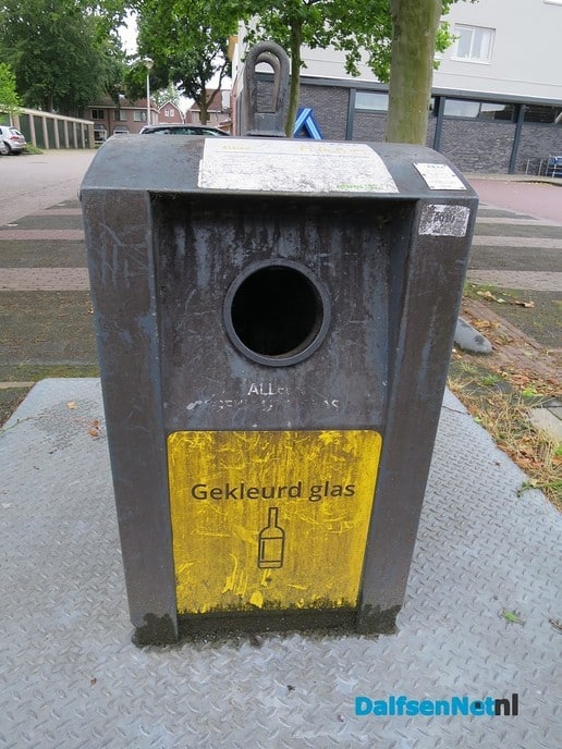 Ergernis, vuiligheid, nonchalance en afval - Foto: Wim