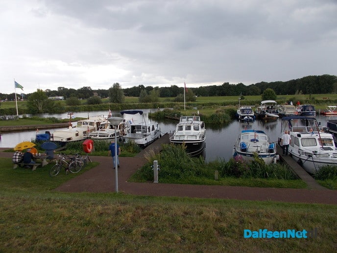 Gezellige drukte bij de haven