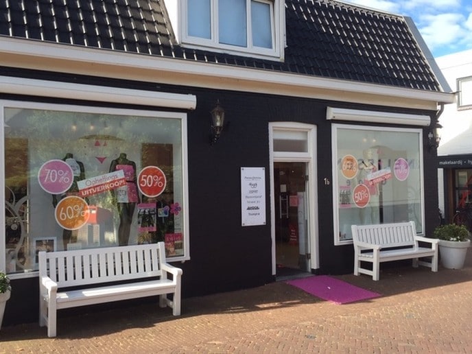 Roze Dames Lingerie verdwijnt definitief uit Dalfser straatbeeld - Foto: Eigen geleverde foto