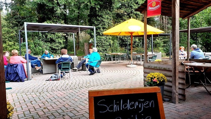 Genieten op afstand - Foto: Ingezonden foto