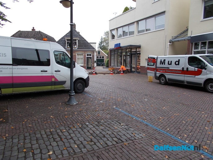 De straatverlichting doet het weer, maarrr…