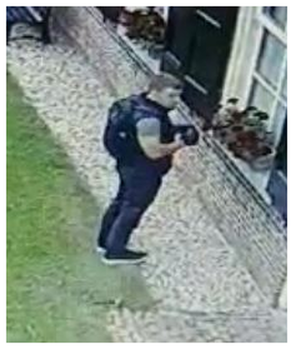 Burgernet bericht: Politie zoekt inbreker - Foto: Politie Dalfsen