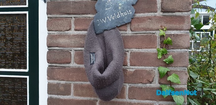 Sjaal en muts op straat