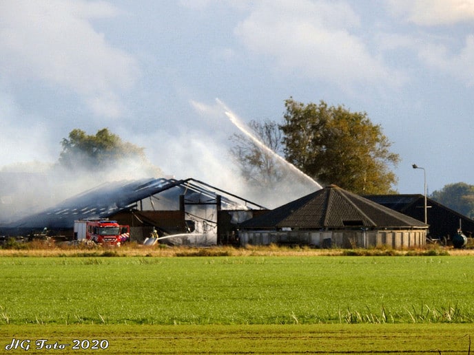 Zeer grote stalbrand in Hasselt.