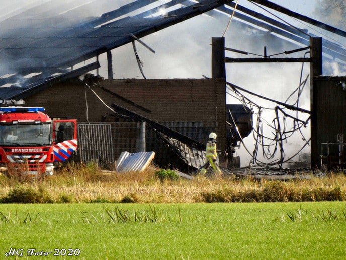 Zeer grote stalbrand in Hasselt.