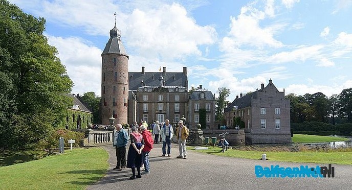 Promoveren op haar onderzoek: Kastelen - Foto: Johan Bokma
