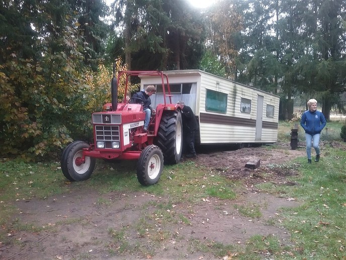 Schoon schip, oude caravans afgevoerd - Foto: Ingezonden foto