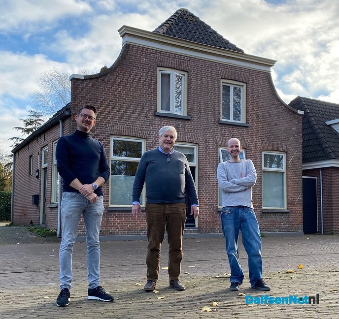 Na ruim veertig jaar neemt tandarts Rutgers afscheid van Dalfsen. - Foto: Ingezonden foto