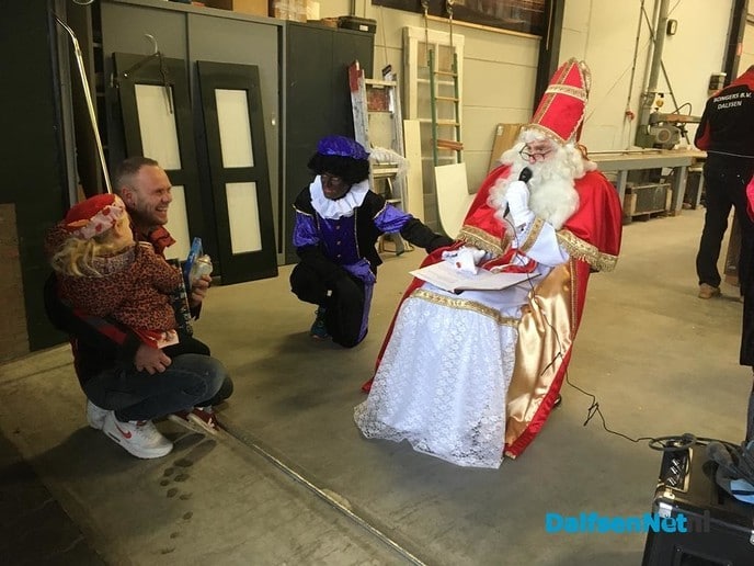 Sint op bezoek bij Bouwbedrijf Bongers - Foto: Ingezonden foto