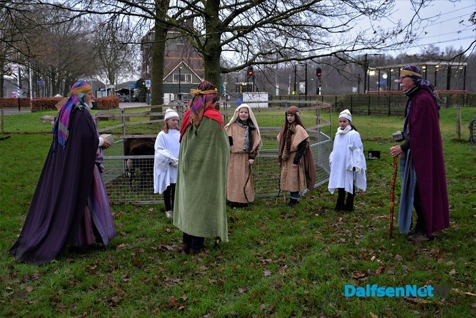 Drie koningen op zoek naar het Kerstkind - Foto: Ingezonden foto